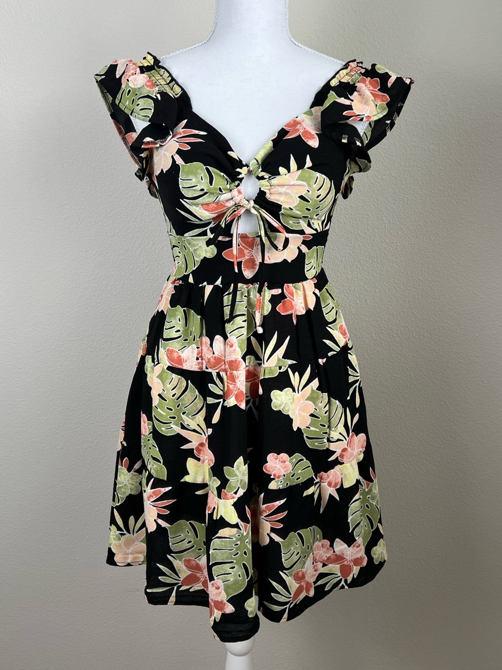 Madden NYC Tropical Floral Ruffle Mini Dress Coquette Cutout Tie Front XS